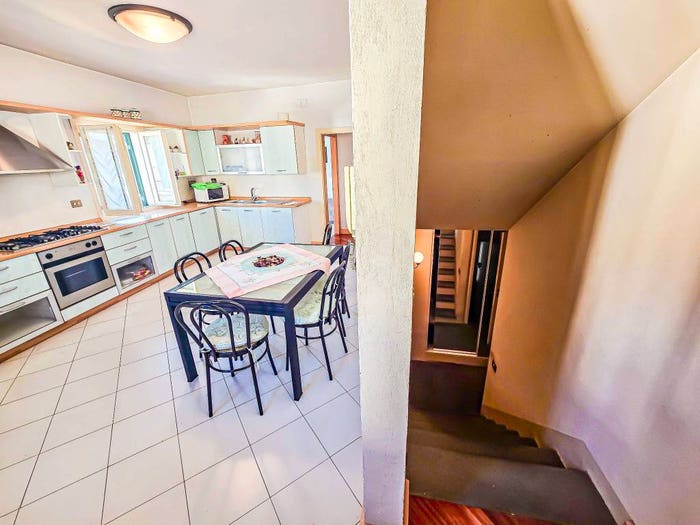 Appartamento quadrilocale in vendita in Piazza Niccolò Acciaioli, Galluzzo, Firenze