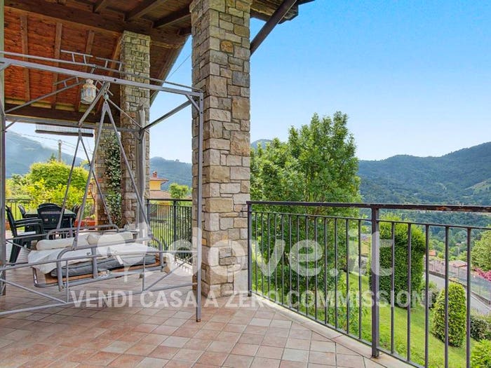 Casa quadrilocale in vendita in Via Sorte, Luzzana