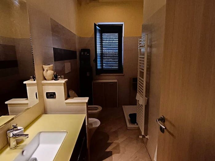 Appartamento con 5 locali in vendita in Via Santa Maria, Santa Maria, Catanzaro