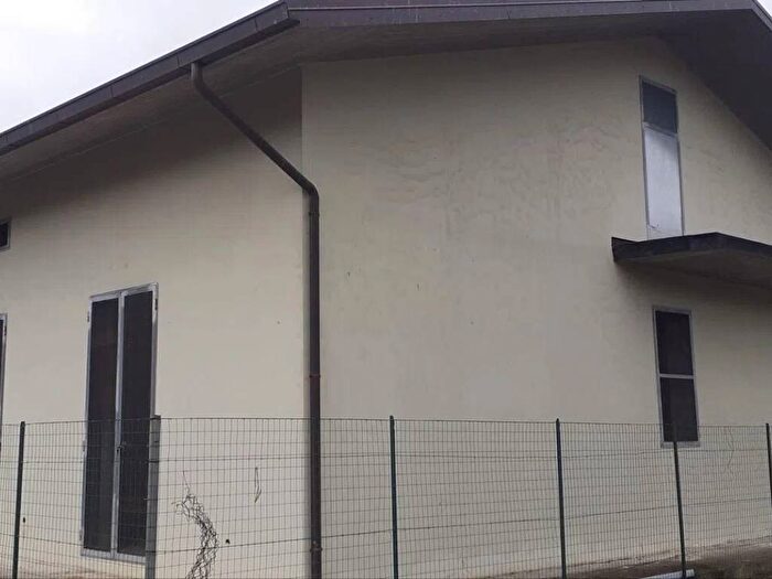Casa con 6 locali in vendita in Cintolese SNC, Cintolese, Monsummano Terme