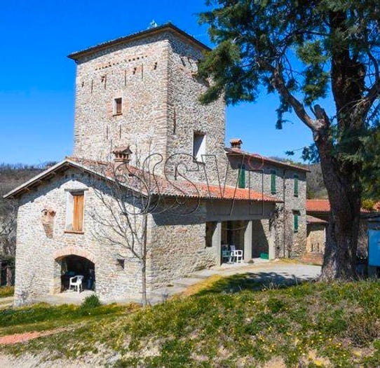 Casa con 6 locali in vendita in Brisighella