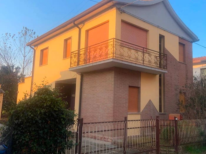 Casa con 6 locali in vendita in Strada Curole, Lagosanto