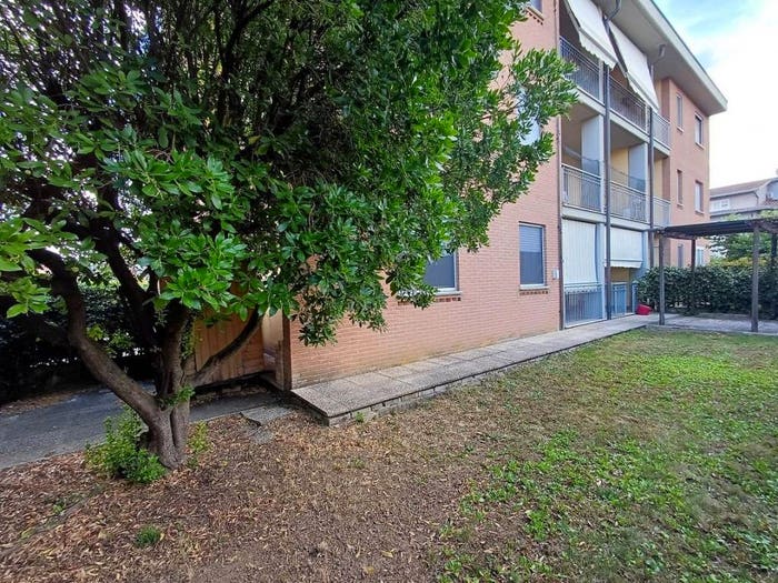 Appartamento trilocale in vendita in Via Giovanni Pascoli, San Niccolò Di Celle, Deruta