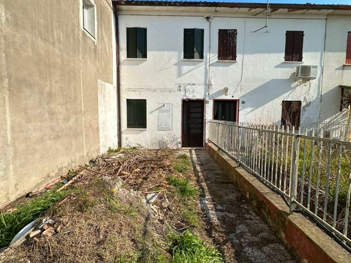 Casa trilocale in vendita in Via Tresto Sud, Centro, Ospedaletto Euganeo