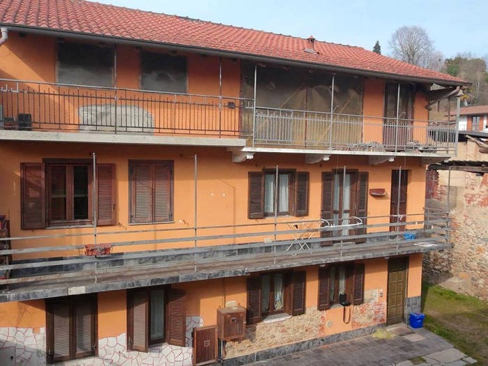 Casa trilocale in vendita in Via Quagliotti, Centro, Borgomanero
