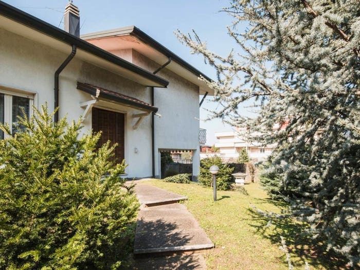 Casa con 6 locali in vendita in Via Eritrea, Nuovo Ospedale San Paolo, Legnano