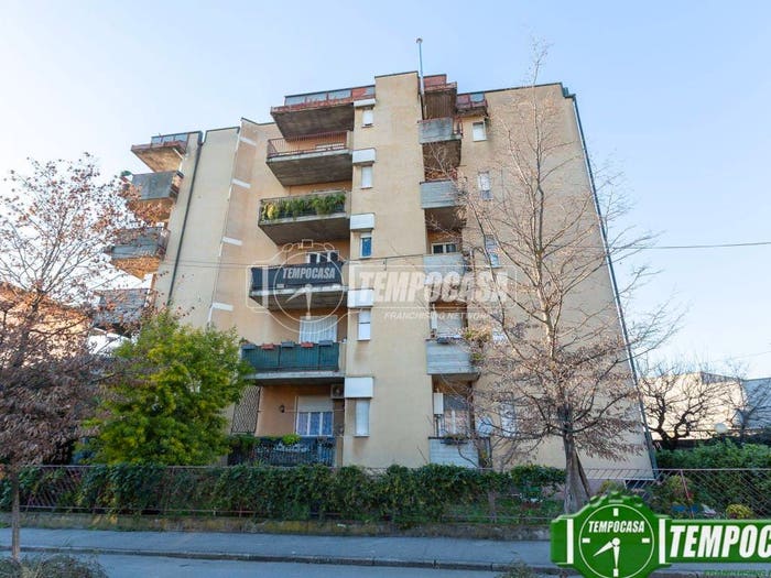 Appartamento trilocale in vendita in Centro, Romano di Lombardia