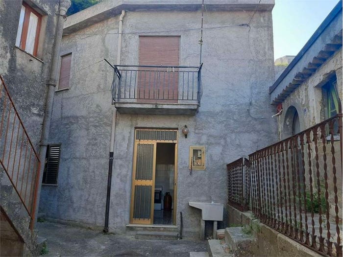 Appartamento trilocale in vendita in Centro, Naso