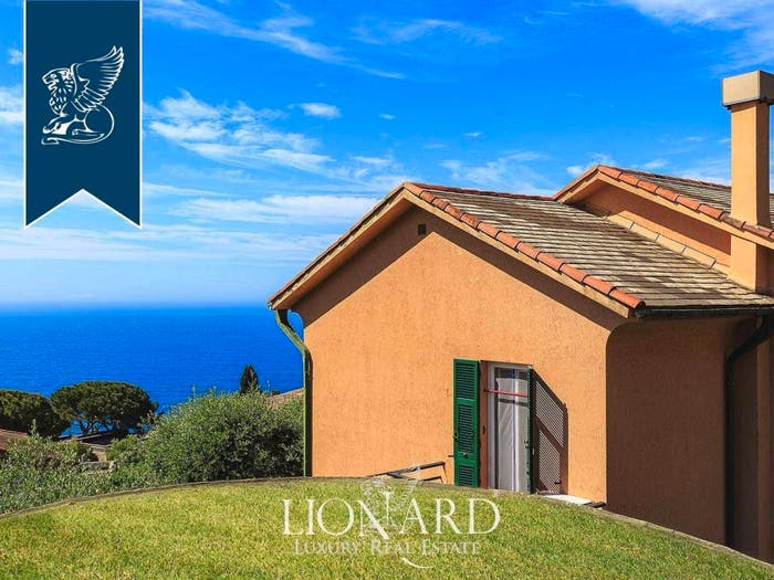 Appartamento quadrilocale in vendita in Centro, Pieve Ligure