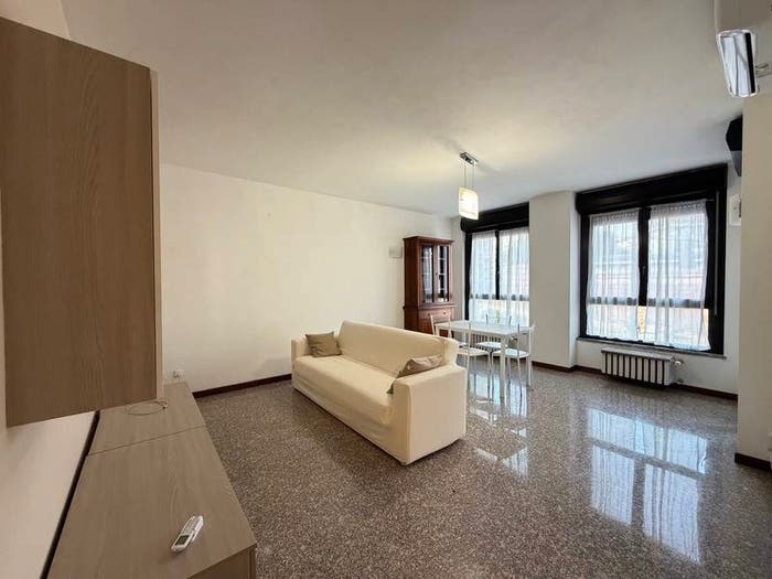 Appartamento trilocale in affitto in Viale Sabotino, Porta Romana Medaglie d'Oro, Milano