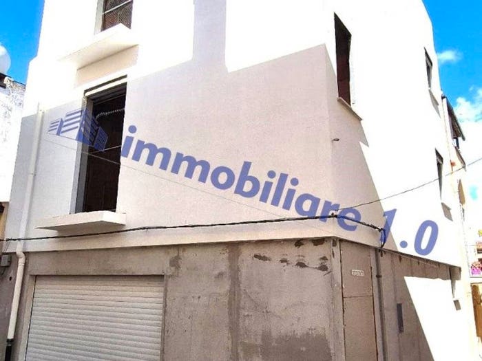 Casa con 6 locali in vendita in Via Sacerdote Coraci, Centro, Alcamo