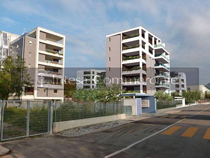 Appartamento quadrilocale in vendita in via DEL CARSO, Villaggio Ferrari Duca degli Abruzzi, Brescia