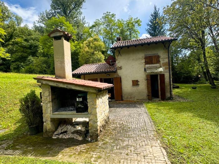 Casa bilocale in vendita in Via Marzolle, Follina