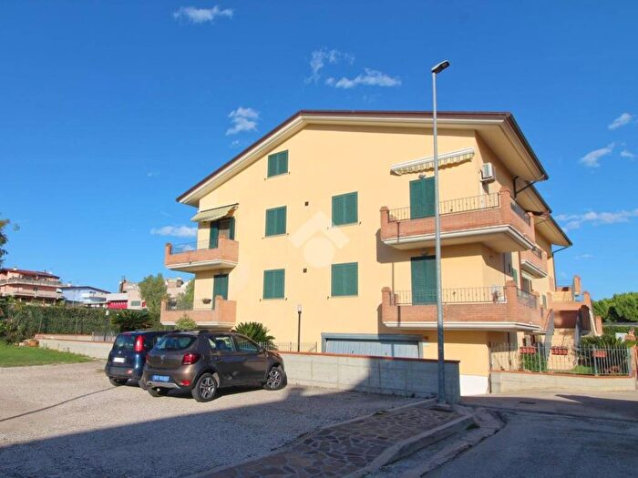 Appartamento quadrilocale in vendita in Via Bompadre, Centro, Giulianova