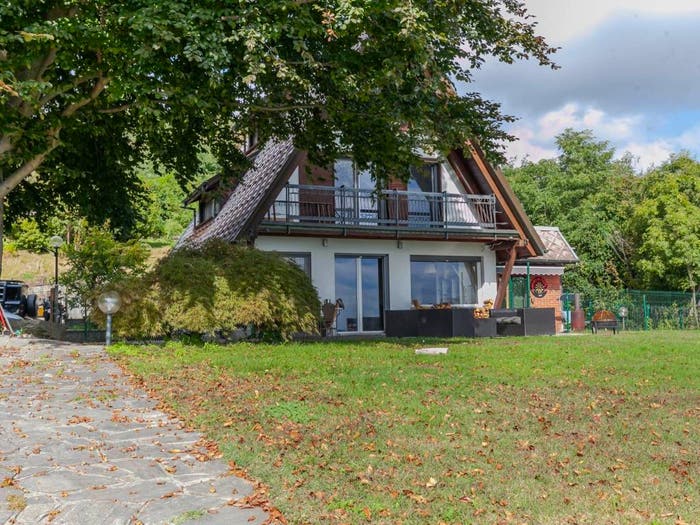 Casa con 6 locali in vendita in Tapigliano, Nebbiuno