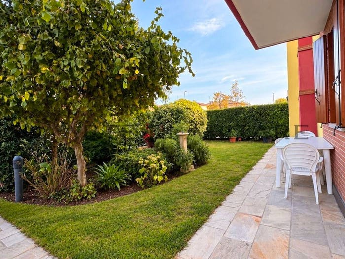 Casa con 6 locali in vendita in Via Giuseppe Verdi, Centro, Trebaseleghe