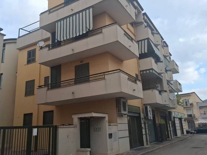Appartamento quadrilocale in vendita in Via Nazionale Appia, Casapulla