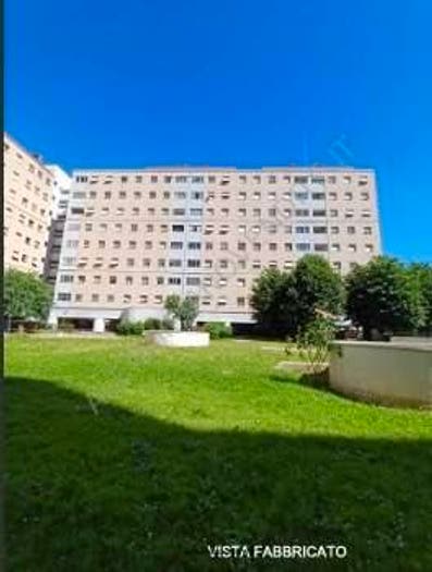 Appartamento con 5 locali in vendita in Via Felicite' R Lamennais, Quarto Cagnino, Milano