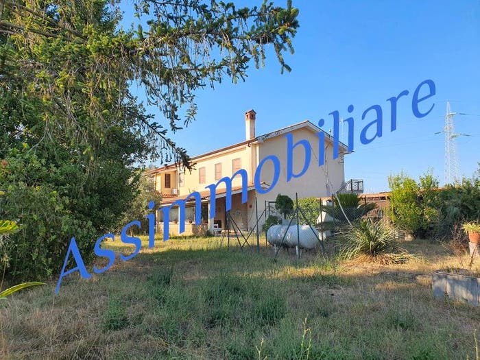 Appartamento trilocale in vendita in Strada Campovivo, Campovivo, Latina