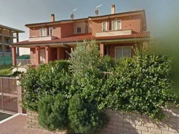 Casa con 6 locali in vendita in Via Stefano Tamburini, Mezzocammino, Roma
