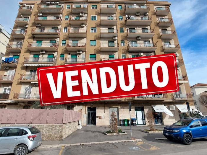 Appartamento trilocale in vendita in Piazza Aldo Moro, Piazza Aldo Moro Parco San Felice, Foggia
