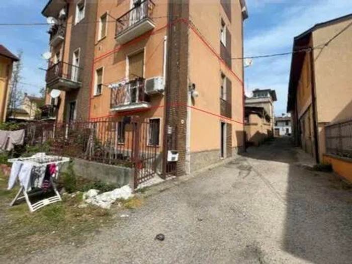 Appartamento trilocale in vendita in Piazza Iv Novembre, Centro, Miradolo Terme