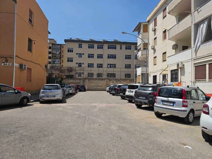 Appartamento trilocale in vendita in Via Giovanni Corrao, Settecannoli, Palermo
