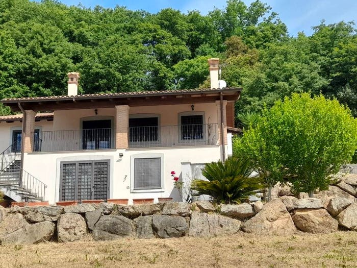 Casa con 6 locali in vendita in VIA ORIOLESE, Manziana