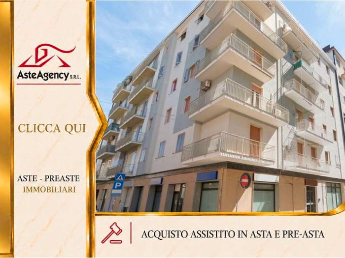 Appartamento con 5 locali in vendita in Via Flaminia, Centro, Falconara Marittima