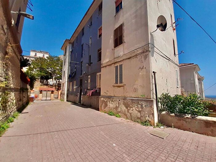 Appartamento bilocale in vendita in Via Antonio Masciari, Centro Storico, Catanzaro