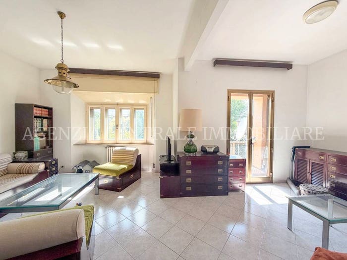 Appartamento con 5 locali in vendita in Viale Sidney Sonnino, Via dei Mille, Grosseto
