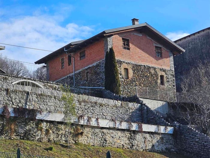 Casa con 6 locali in vendita in Centro, Sagliano Micca