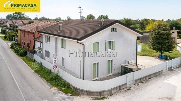 Casa quadrilocale in vendita in VIA SAN MARCELLO, Centro, Veronella