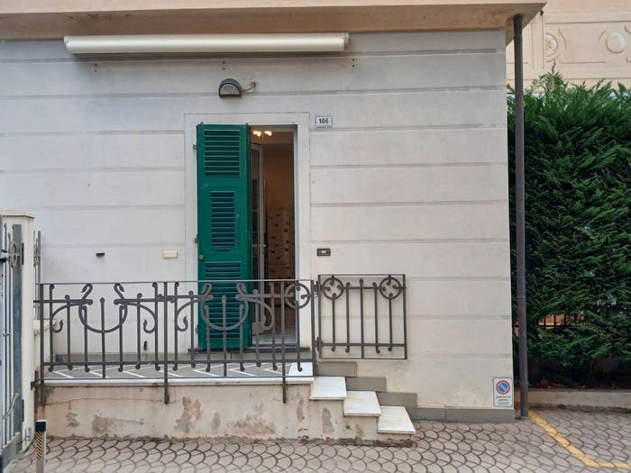 Appartamento trilocale in vendita in Viale Daniel Hanbury, Borgo Coscia, Alassio