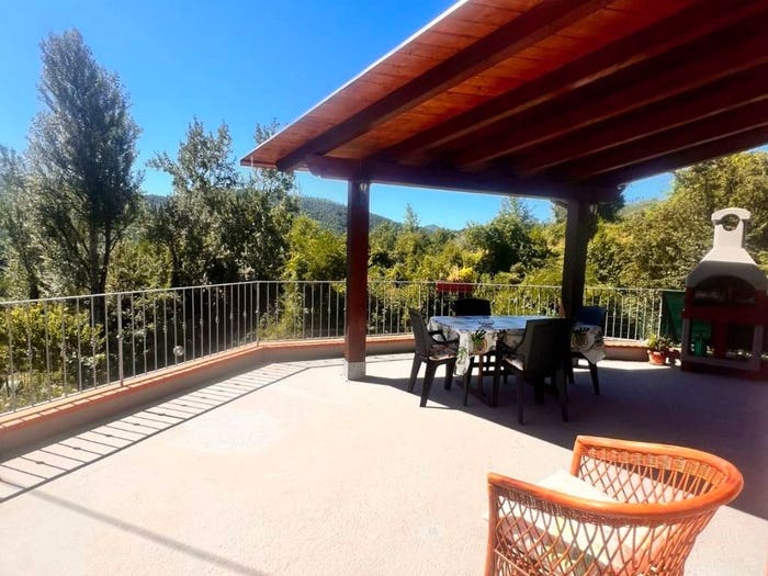 Casa quadrilocale in vendita in Via Santa Martina, Beverino