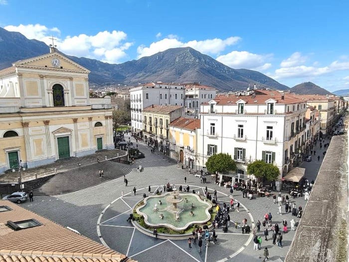 Appartamento con 5 locali in vendita in Corso Umberto I, Centro, Cava de' Tirreni