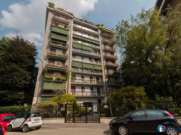 Appartamento quadrilocale in vendita in Via Corno di Cavento, San Siro, Milano