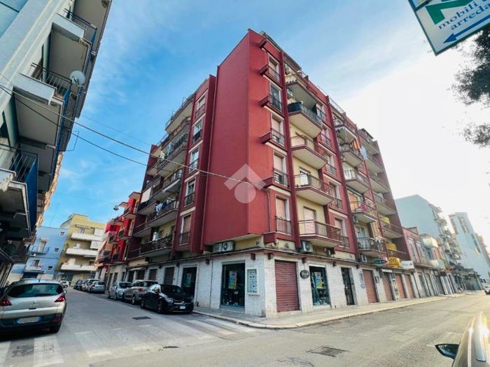 Appartamento quadrilocale in vendita in Via Canosa, Borgovilla Barberini, Barletta