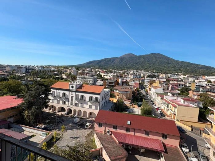 Appartamento con 6 locali in vendita in Via Parco Ambrosio, Centro, San Giuseppe Vesuviano
