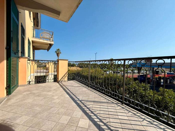 Appartamento bilocale in vendita in Via Gaspare Morardo, Porto Maurizio, Imperia