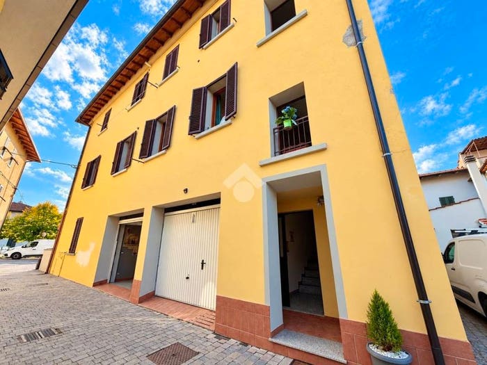 Appartamento trilocale in vendita in Via Statale, Casini, Quarrata