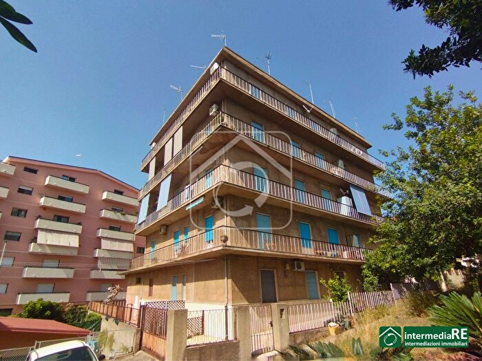 Appartamento quadrilocale in vendita in Via Cardinale Portanova, Reggio Calabria