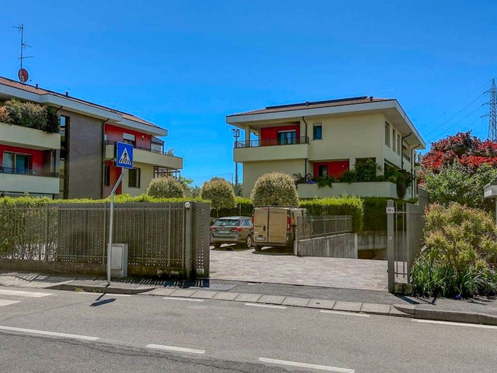 Appartamento quadrilocale in vendita in Via Michelangelo Buonarroti, Centro, Cernusco sul Naviglio