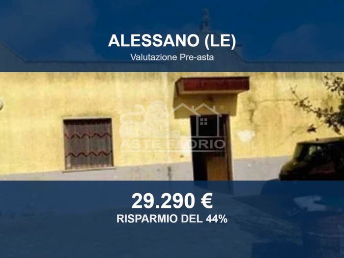 Casa quadrilocale in vendita in Via comunale Venzi Bosco SNC, Centro, Alessano