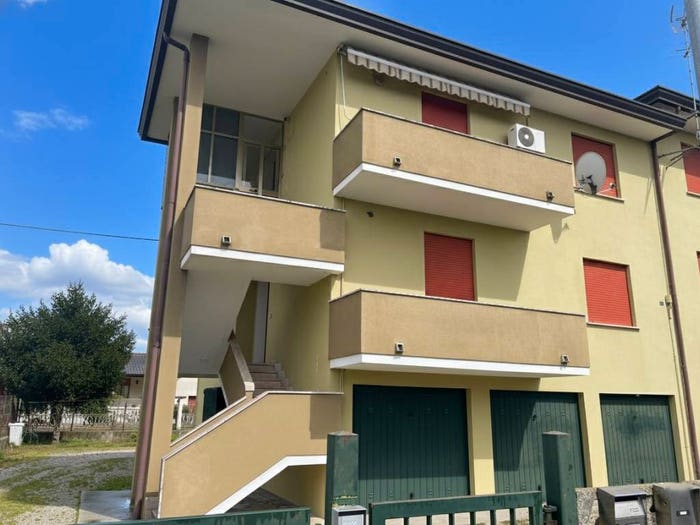 Appartamento con 5 locali in vendita in CORBOLA Via Ponte in Ferro, Corbola