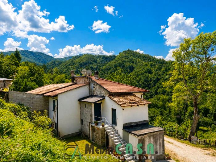 Casa trilocale in vendita in Via Romana, Ascoli Piceno
