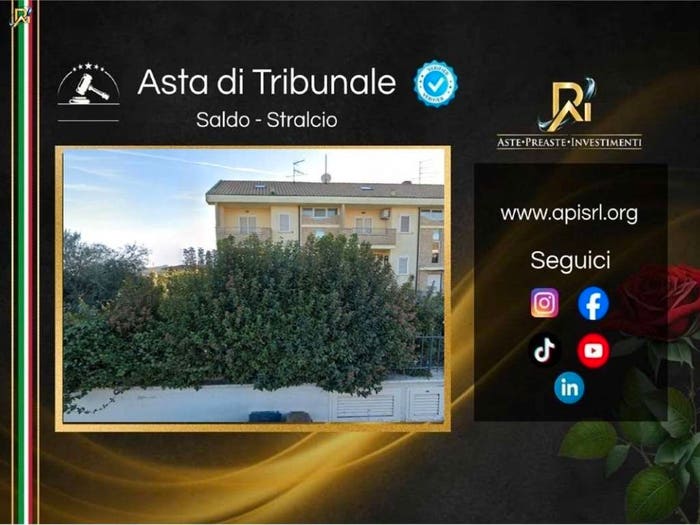 Casa con 6 locali in vendita in Via Pietro Nenni, Sant'Egidio alla Vibrata