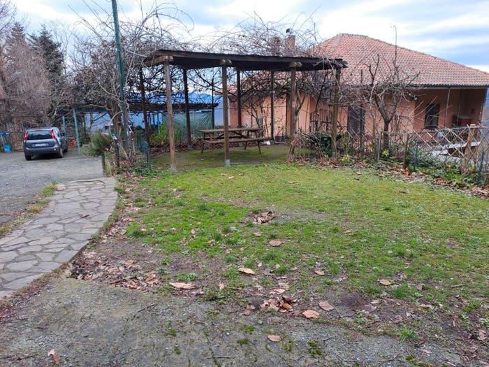 Casa con 6 locali in vendita in Via Gorizia Salterana, Maissana
