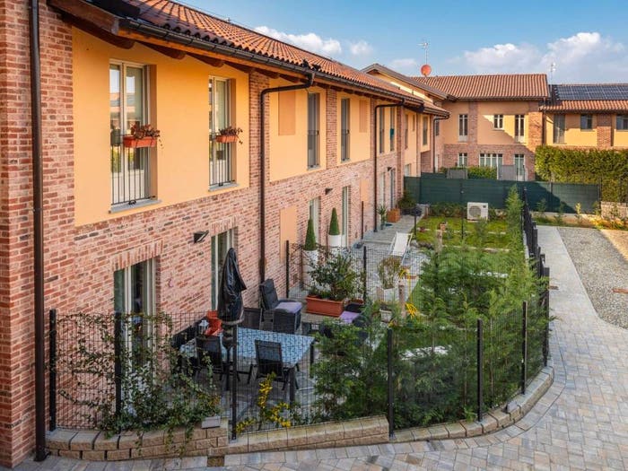 Appartamento con 5 locali in vendita in Strada del Robbio, Zona Periferica, Chieri