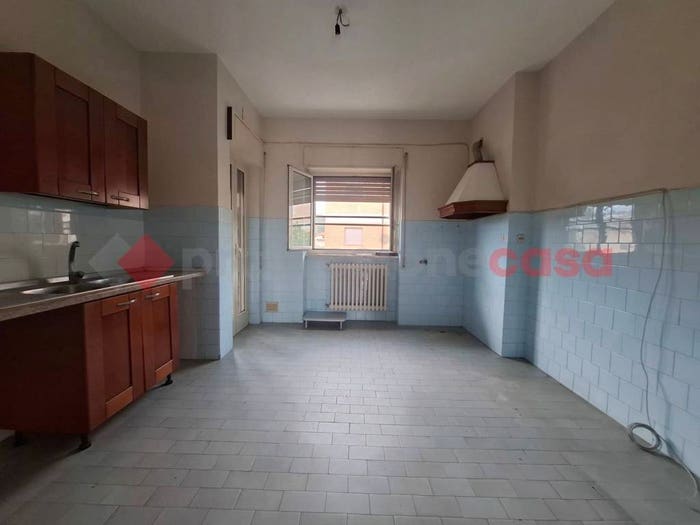 Appartamento con 5 locali in vendita in via pirandello snc, Isola del Liri